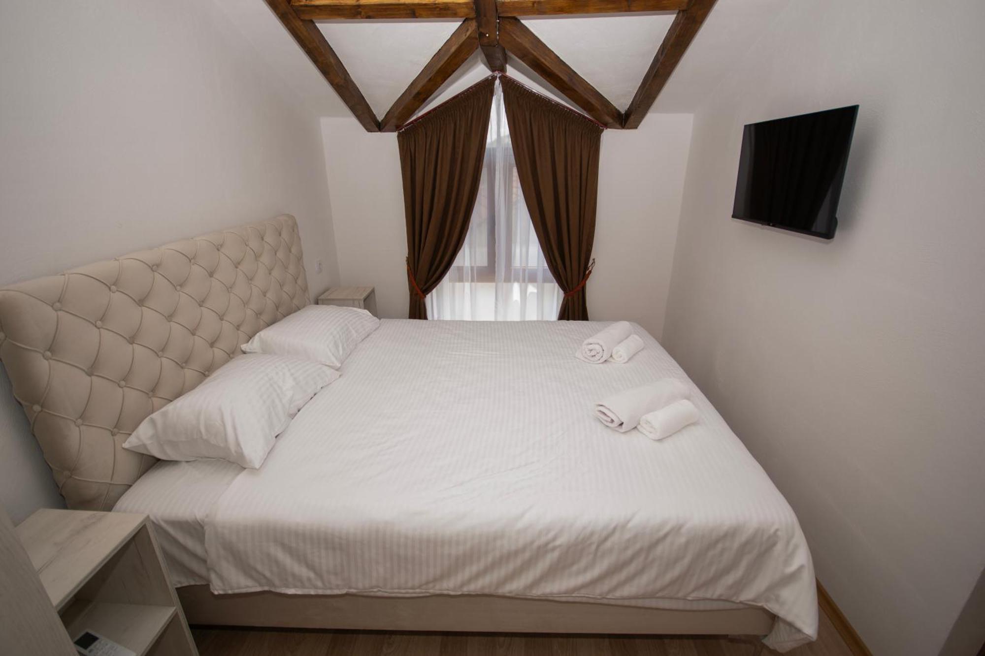 Arаbeska Family Winery & Apartments Kavadarci Esterno foto
