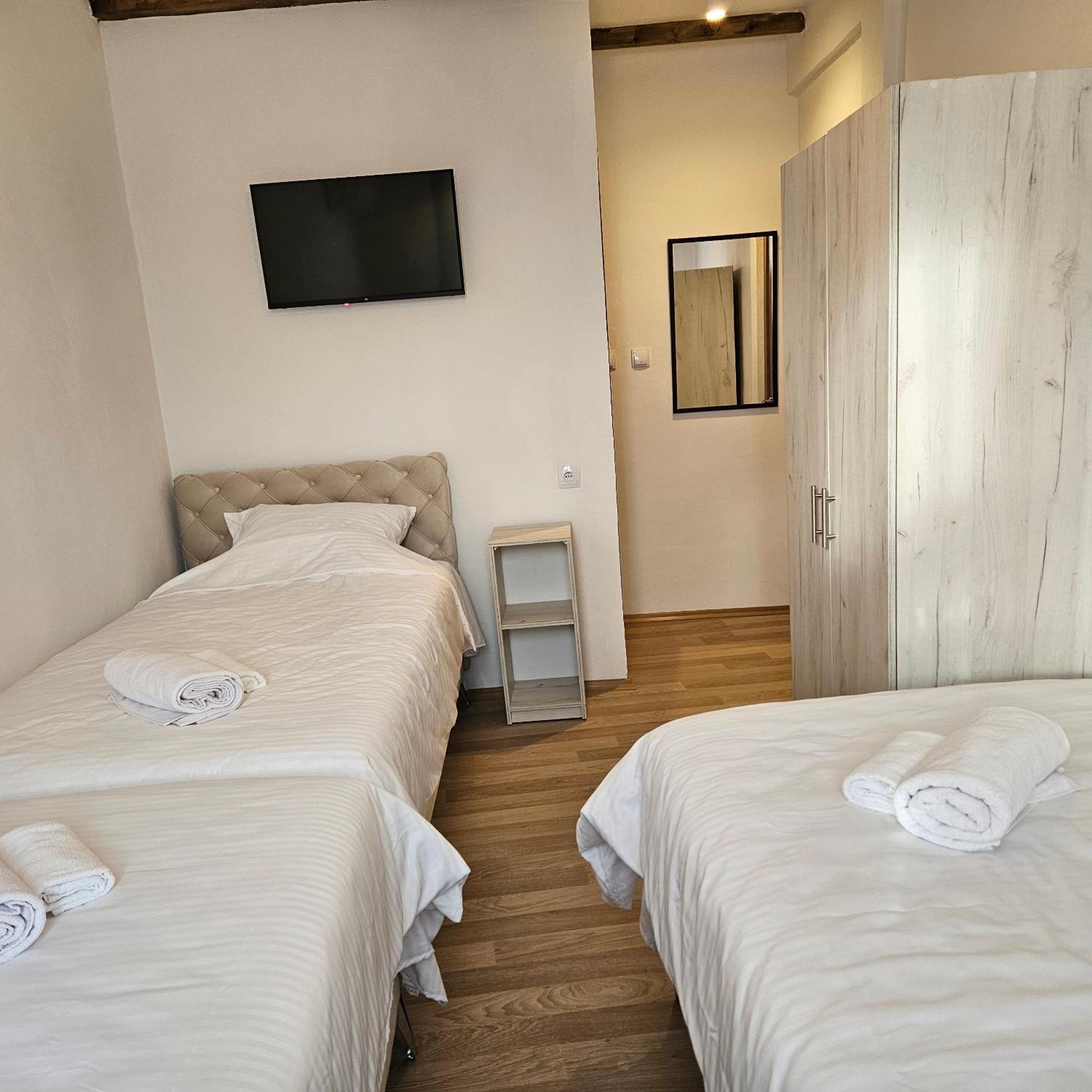 Arаbeska Family Winery & Apartments Kavadarci Esterno foto